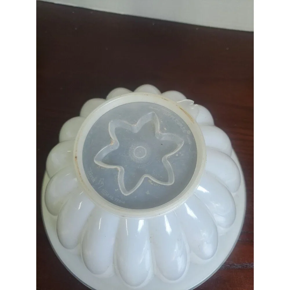 Vintage Tupperware White Jello Ice Mold